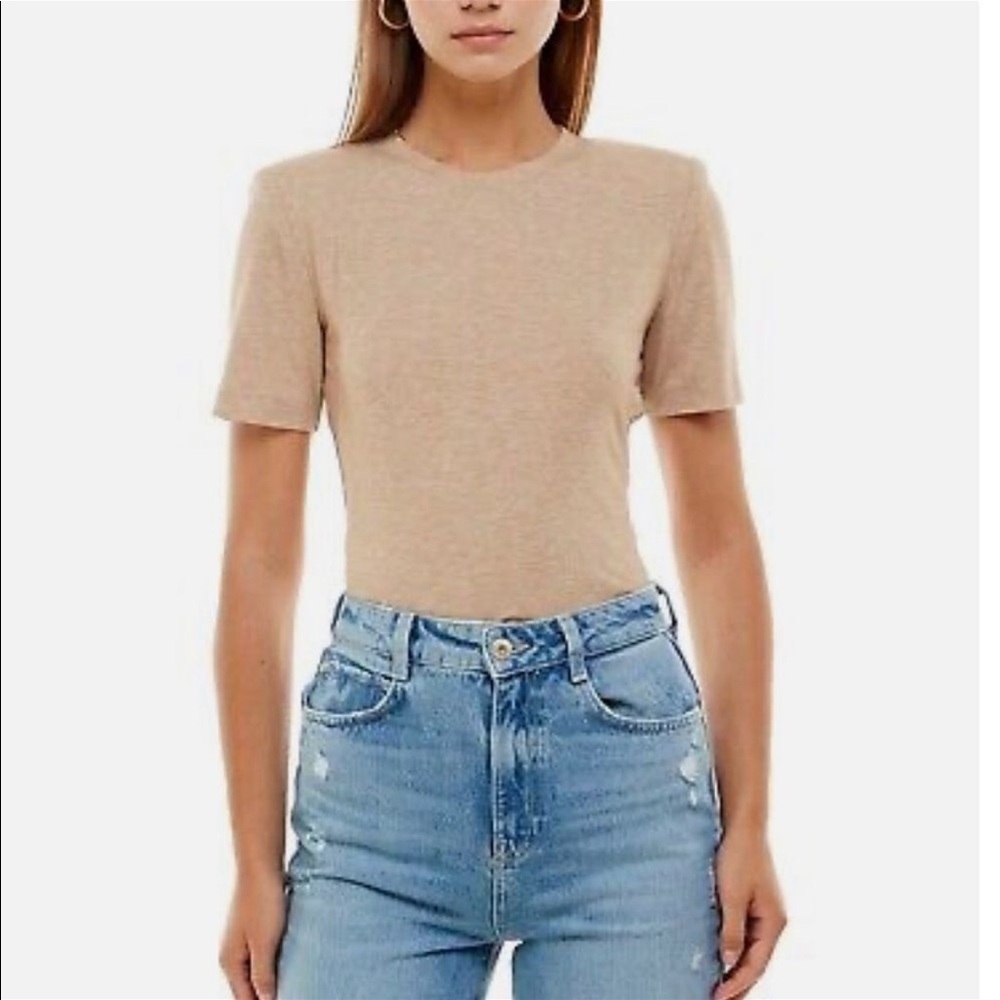 WAYF Skye Padded Shoulder Short Sleeve Bodysuit Size M Sand